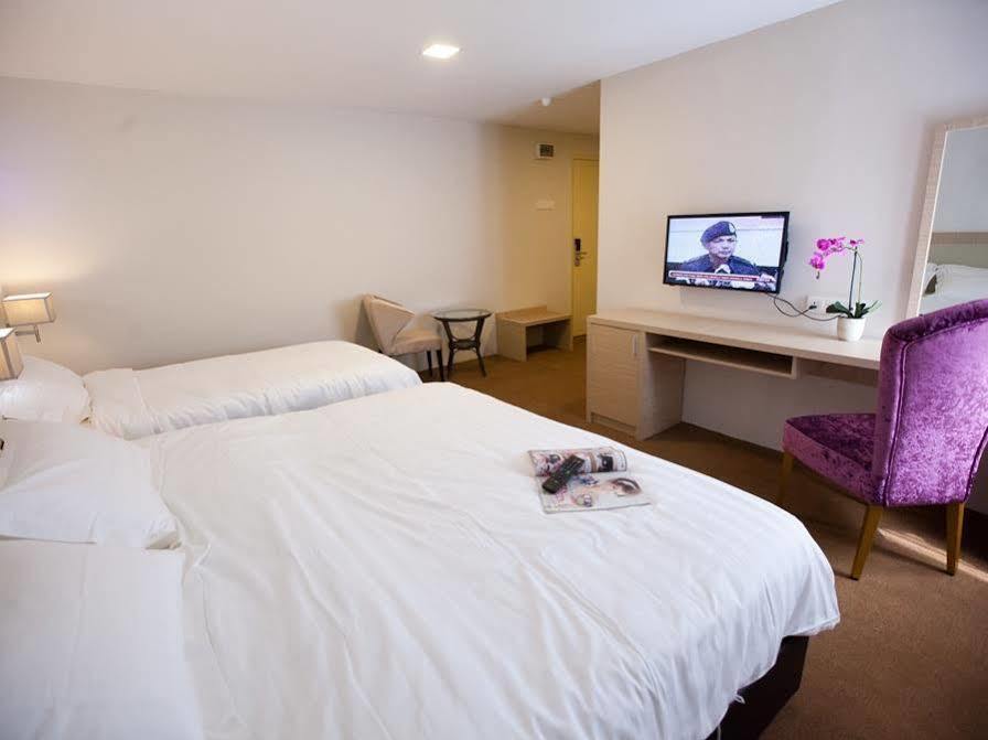Pingsa Hotel Jelutong Exterior photo